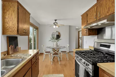 3345 Chevelle Court N, Rosemount, MN 55068 - Photo 3