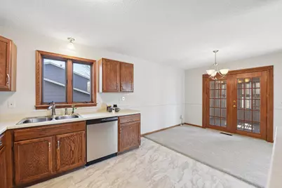 1270 Burke Avenue W, Roseville, MN 55113 - Photo 7