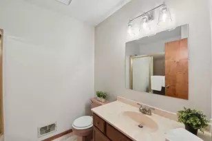 1270 Burke Ave W, Roseville, MN 55113 - Photo 13
