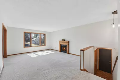 1270 Burke Avenue W, Roseville, MN 55113 - Photo 3