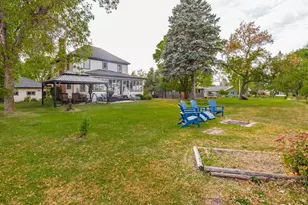 405 E Summit St, Battle Lake, MN 56515 - Photo 5