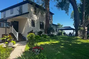 405 E Summit St, Battle Lake, MN 56515 - Photo 11