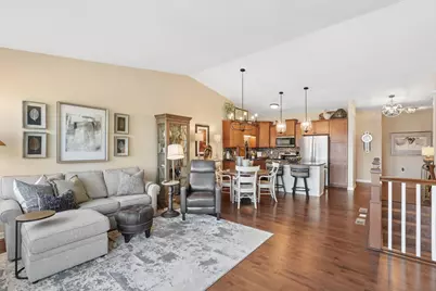 10792 Retreat Lane, Woodbury, MN 55129 - Photo 3