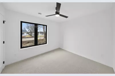 1420 Sunrise Avenue SE, Rochester, MN 55904 - Photo 5