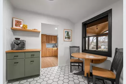 10617 Thomas Avenue S, Bloomington, MN 55431 - Photo 11