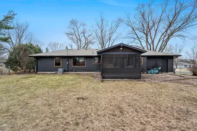 10617 Thomas Avenue S, Bloomington, MN 55431 - Photo 29