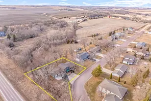 600 Plum Ave, Windom, MN 56101 - Photo 53