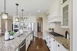 22 Leaf Wing Dr, North Oaks, MN 55127 - Photo 5