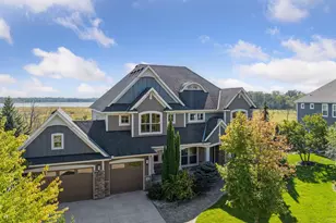 22 Leaf Wing Dr, North Oaks, MN 55127 - Photo 1