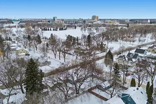 602 4th St S, Moorhead, MN 56560 - Photo 33