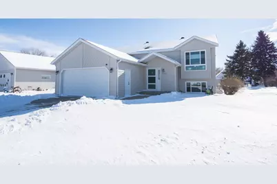 2606 33rd Avenue S, Fargo, ND 58104 - Photo 1