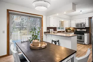 6320 Larch Ln N, Maple Grove, MN 55369 - Photo 11