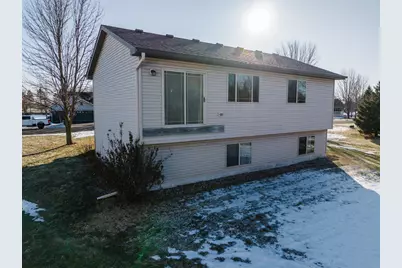 1040 Bridgeport Drive, Sartell, MN 56377 - Photo 9