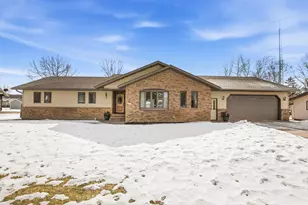 302 Park Ave SE, Pierz, MN 56364 - Photo 3