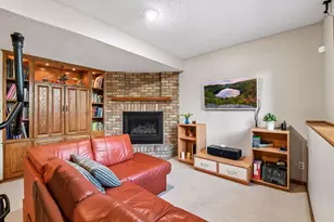 4424 Camelot Dr, Minnetonka, MN 55345 - Photo 45