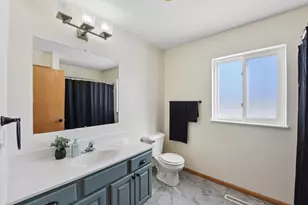 941 W Edge Pl, New Richmond, WI 54017 - Photo 15