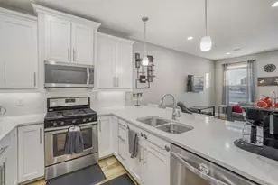 8358 Hemlock Ln N, Maple Grove, MN 55369 - Photo 3