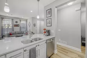 8358 Hemlock Ln N, Maple Grove, MN 55369 - Photo 5