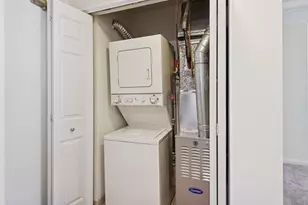 6040 Chasewood Pkwy, Hopkins, MN 55343 - Photo 15