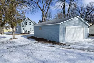 514 E Hampden Ave, Fergus Falls, MN 56537 - Photo 29