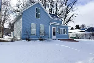 514 E Hampden Ave, Fergus Falls, MN 56537 - Photo 1