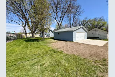 514 E Hampden Avenue, Fergus Falls, MN 56537 - Photo 31