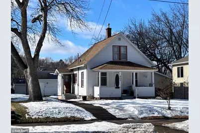 809 Broadway Avenue S, Sauk Rapids, MN 56379 - Photo 1