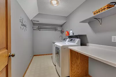 2114 Shannon Drive, Saint Cloud, MN 56301 - Photo 25