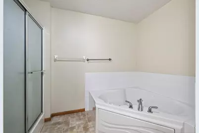 8635 Tessman Circle N, Brooklyn Park, MN 55445 - Photo 31