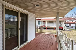 8635 Tessman Cir N, Brooklyn Park, MN 55445 - Photo 7