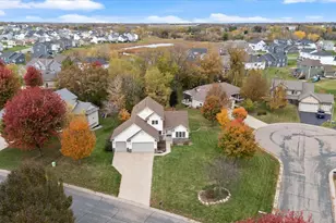 636 Ridgewood Ln, Delano, MN 55328 - Photo 1