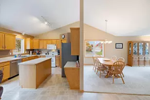 636 Ridgewood Ln, Delano, MN 55328 - Photo 9