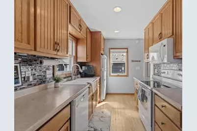 1116 Hoffman Street W, Cannon Falls, MN 55009 - Photo 13