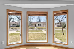 1116 Hoffman St W, Cannon Falls, MN 55009 - Photo 7