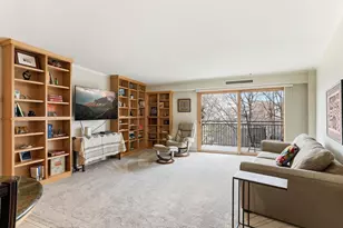 210 W Grant St, Minneapolis, MN 55403 - Photo 17