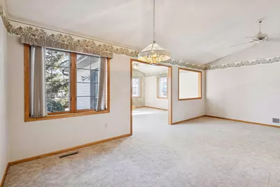 8520 Inverness Lane N, Brooklyn Park, MN 55443 - Photo 15