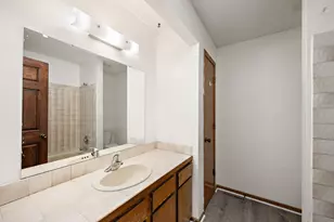 2048 Kings Rd, Eagan, MN 55122 - Photo 11