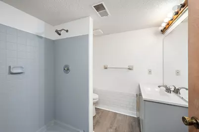 2048 Kings Road, Eagan, MN 55122 - Photo 19