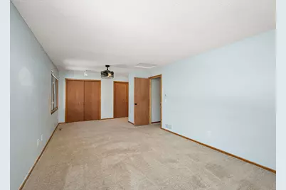 2048 Kings Road, Eagan, MN 55122 - Photo 13