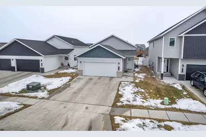 2045 11th Street W, West Fargo, ND 58078 - Photo 29