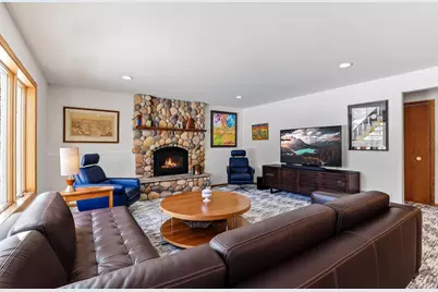 3590 Searle Court, Vadnais Heights, MN 55127 - Photo 31