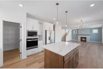 7459 Waters Edge Avenue, Shakopee, MN 55379 - Photo 3