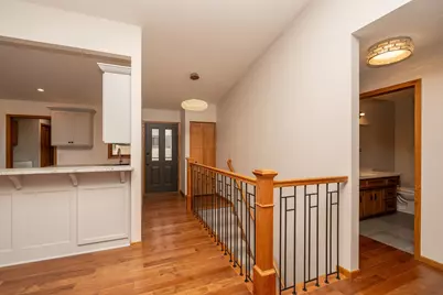 1813 6th Avenue W, Shakopee, MN 55379 - Photo 3