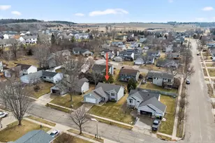 2008 25th St SE, Rochester, MN 55904 - Photo 3