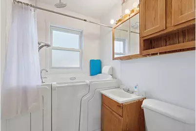 711 84th Avenue NE, Spring Lake Park, MN 55432 - Photo 9