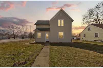 209 Division Street S, Morristown, MN 55052 - Photo 1