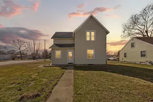 209 Division St S, Morristown, MN 55052 - Photo 1