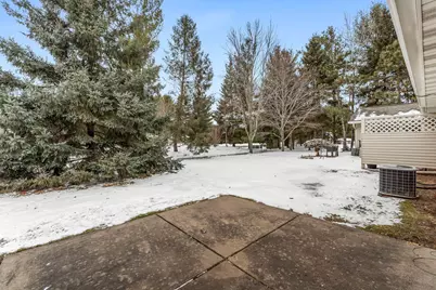 806 Woodland Lane, New Richmond, WI 54017 - Photo 25