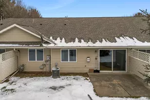 806 Woodland Ln, New Richmond, WI 54017 - Photo 23