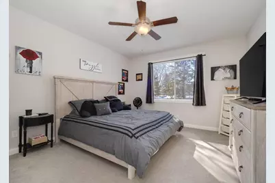 404 Grant Avenue SE, Hutchinson, MN 55350 - Photo 11